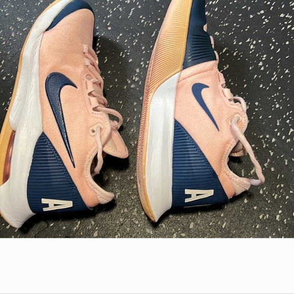 Nike Air Max Wild Card/ pink and blue - Picture 6 of 6